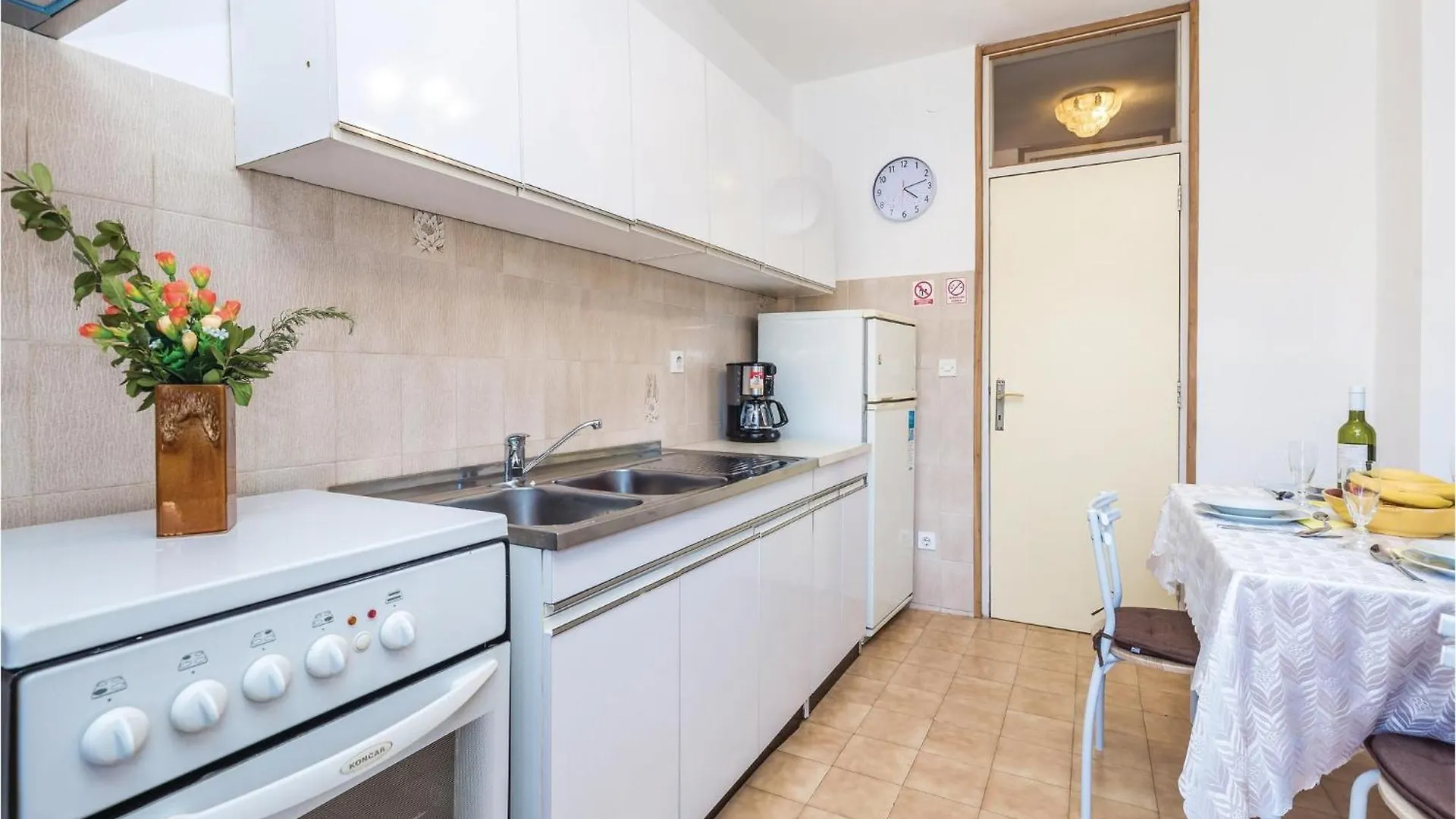 Awesome Apartment In Rijeka With Wifi 0*,