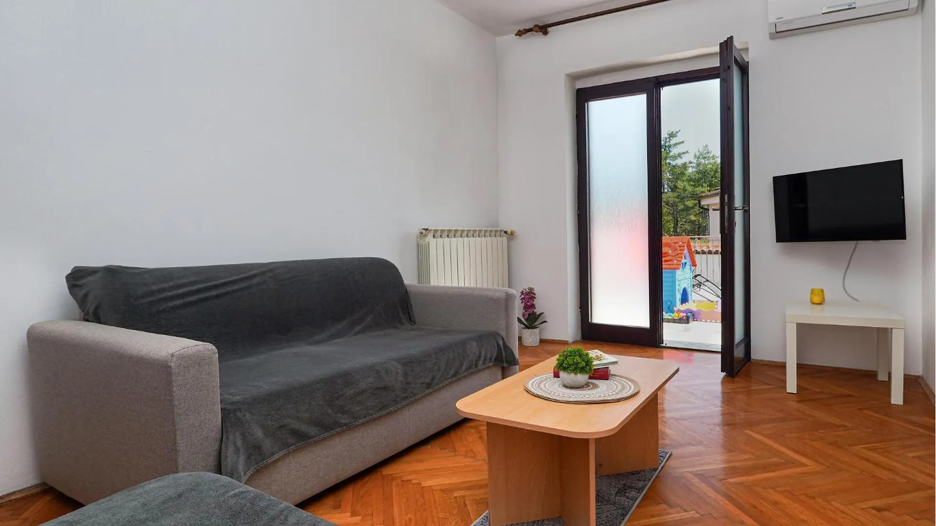 Awesome Apartment In Rijeka With Wifi